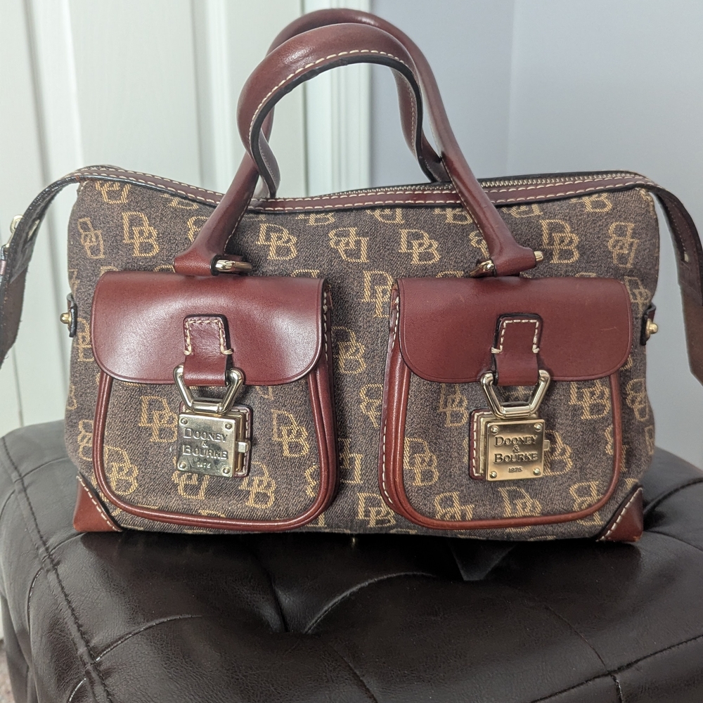 Dooney & Bourke Shoulder Bag